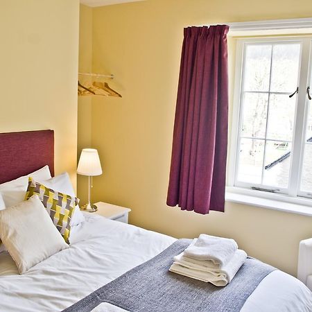 The Red Lion Bed & Breakfast Knighton  Dış mekan fotoğraf