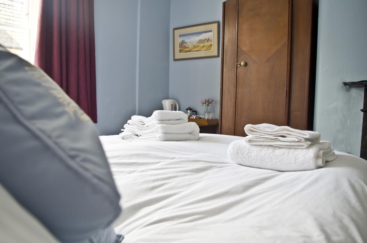 The Red Lion Bed & Breakfast Knighton  Dış mekan fotoğraf