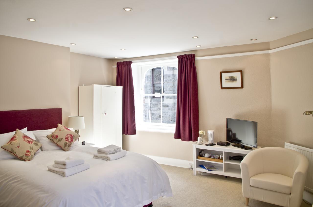 The Red Lion Bed & Breakfast Knighton  Dış mekan fotoğraf