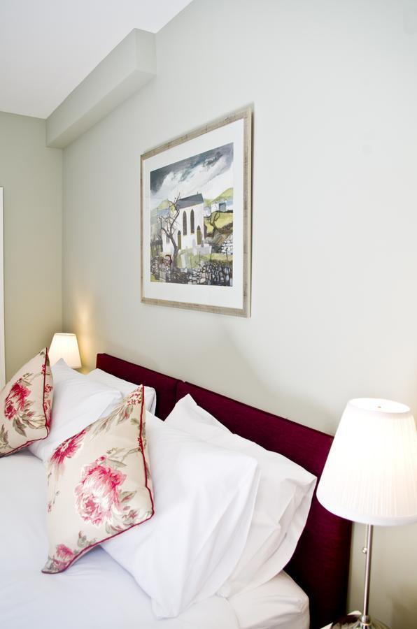 The Red Lion Bed & Breakfast Knighton  Dış mekan fotoğraf